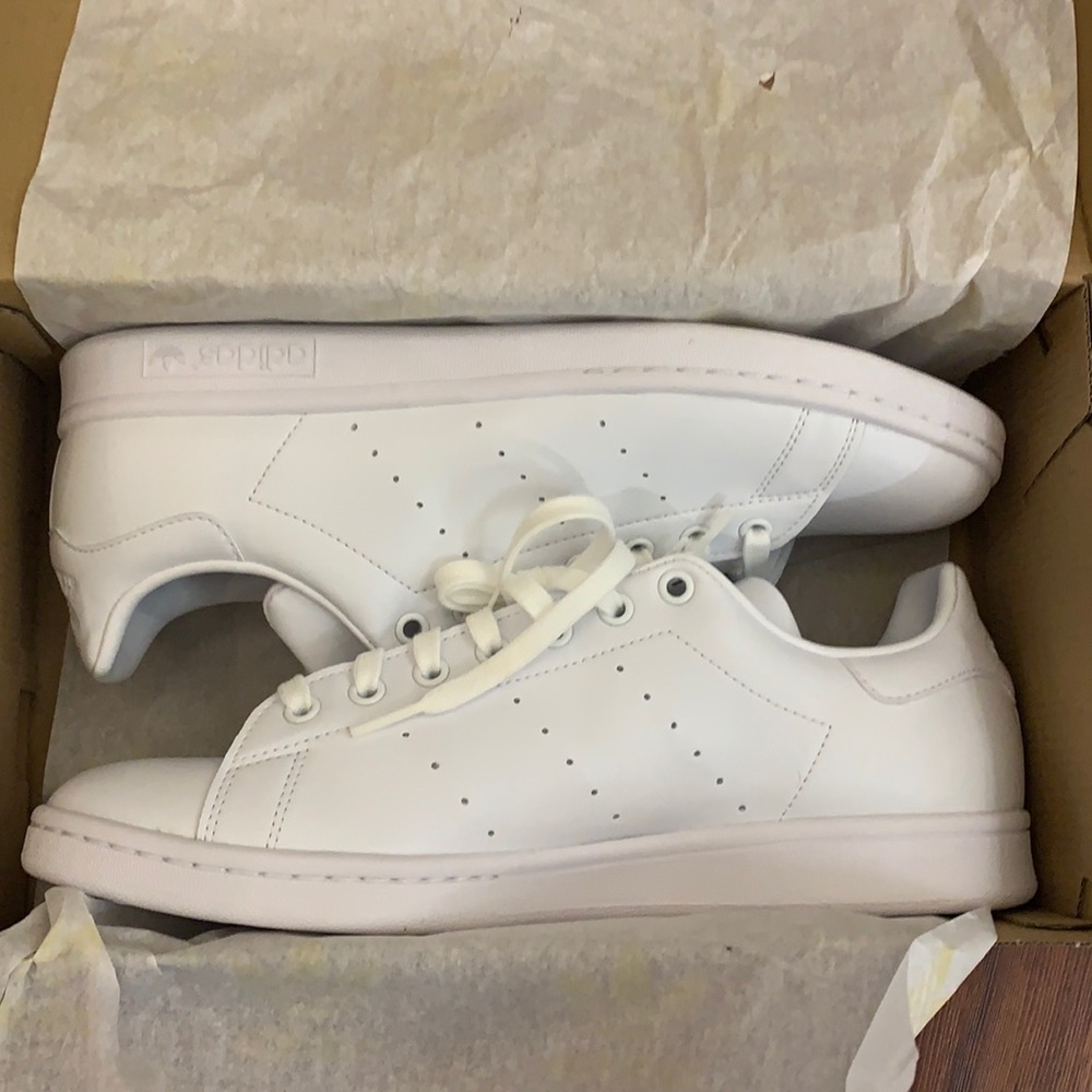 Adidas Stan Smith white shoes size 10
